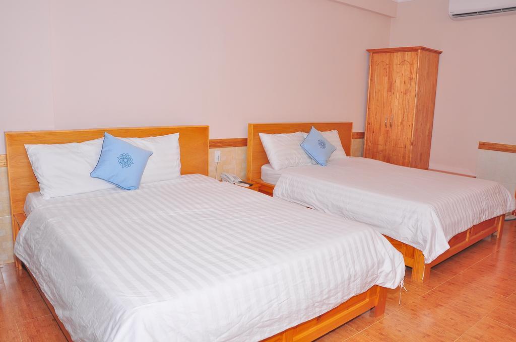 Anh Dao Hotel Duong Dong Quarto foto