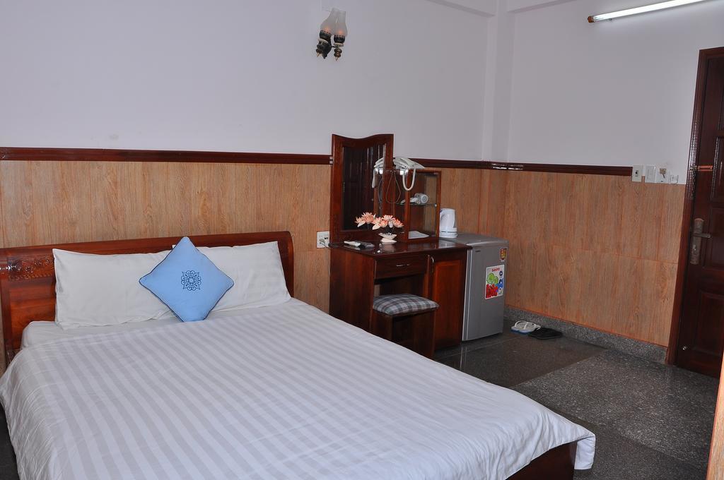 Anh Dao Hotel Duong Dong Quarto foto