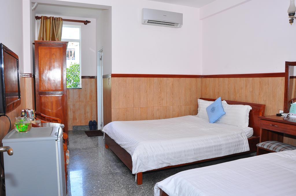 Anh Dao Hotel Duong Dong Quarto foto