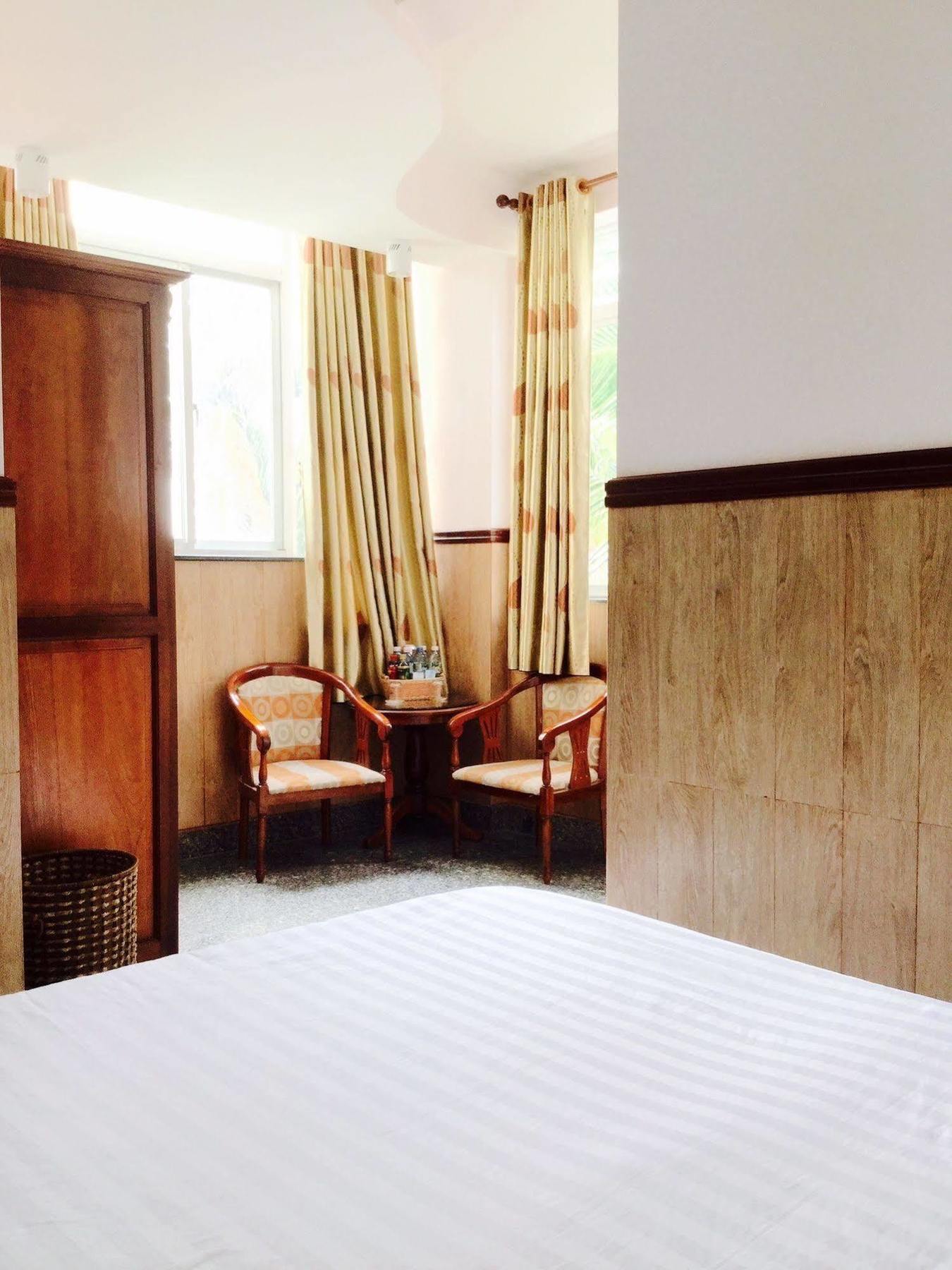 Anh Dao Hotel Duong Dong Exterior foto