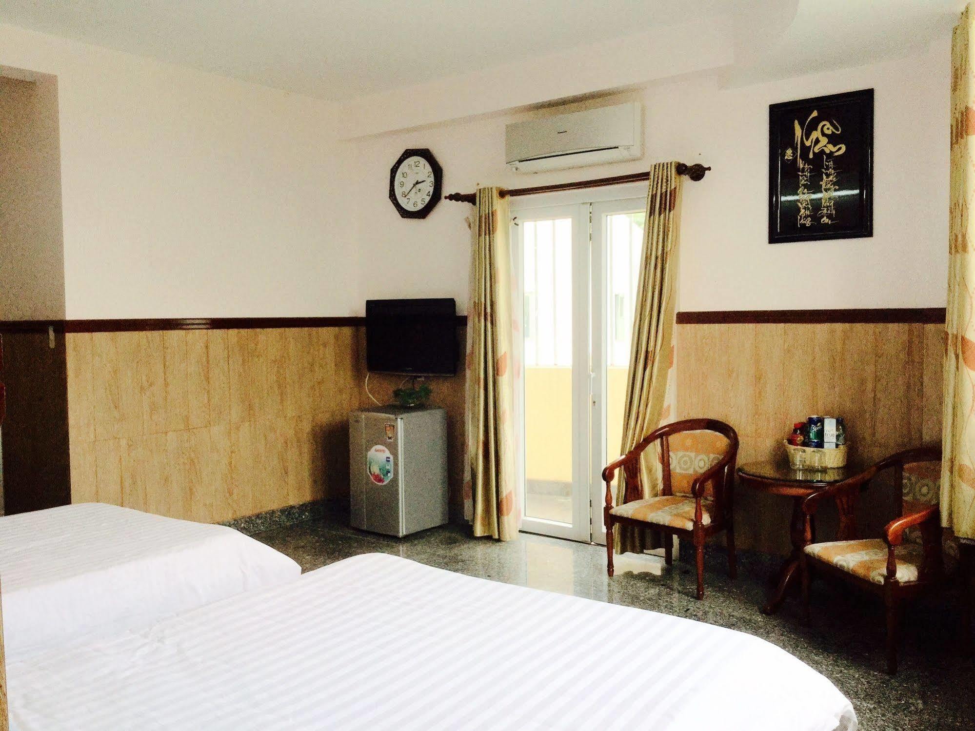 Anh Dao Hotel Duong Dong Exterior foto